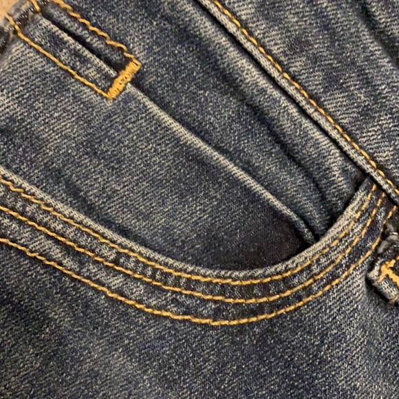 ❄️👖HP👖❄️ 𝗡𝗪𝗧 𝗭𝗮𝗿𝗮 • Z1975 Mid-rise Jeans with Split Hems - Picture 7 of 8